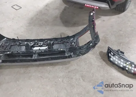 2026 Hyundai Ioniq 9 Sel z USA, uszkodzony, nr VIN 7YAMUFS33TY001951